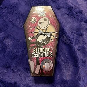 Nightmare Before Christmas Blending Essentials with Keepsake Box - sealed